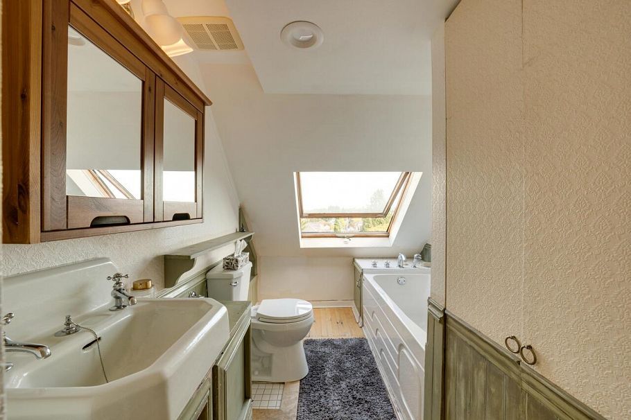 830 E 14th Avenue Vancouver, BC - 24