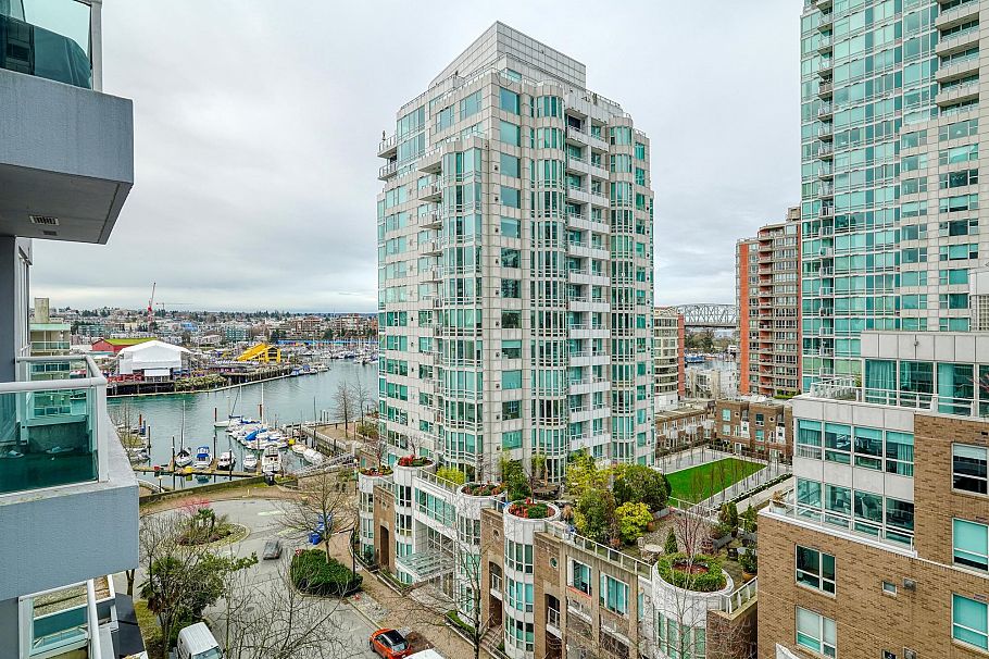 902 1500 Howe Street Vancouver, BC - 34