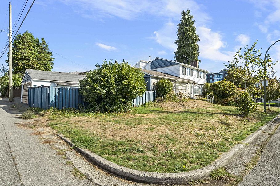 609 W 52nd Avenue Vancouver, BC - 7