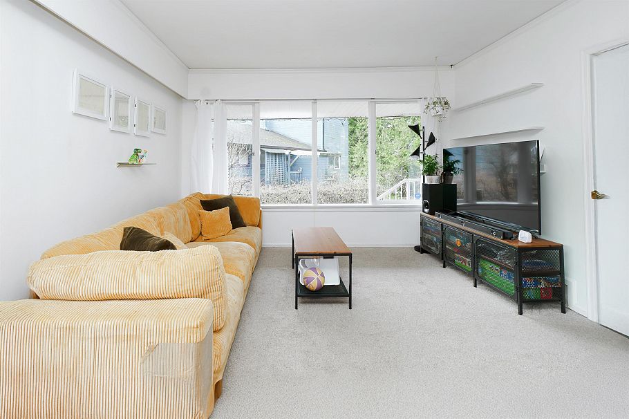 1298 Brantwood Road North Vancouver, BC - 9