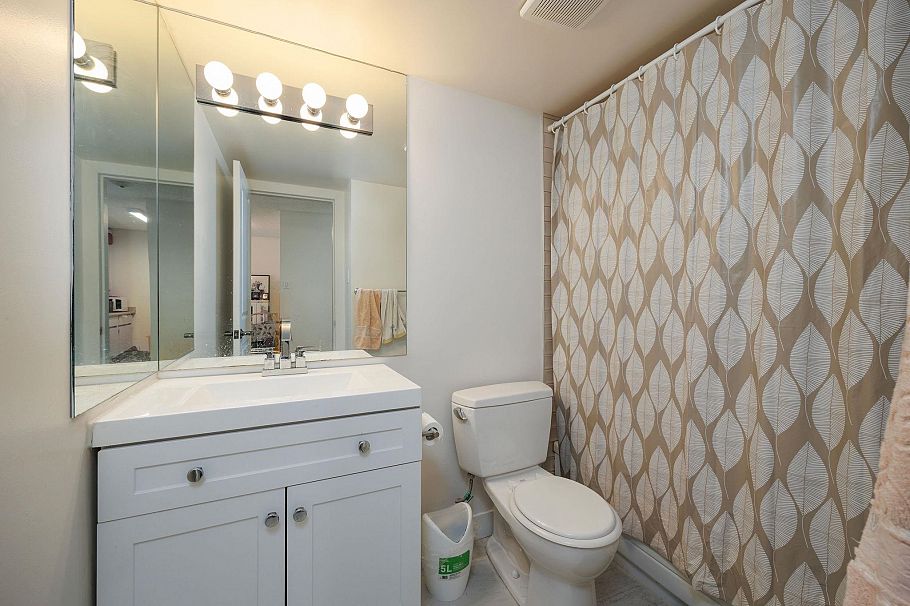 310 2012 Fullerton Avenue North Vancouver, BC - 14