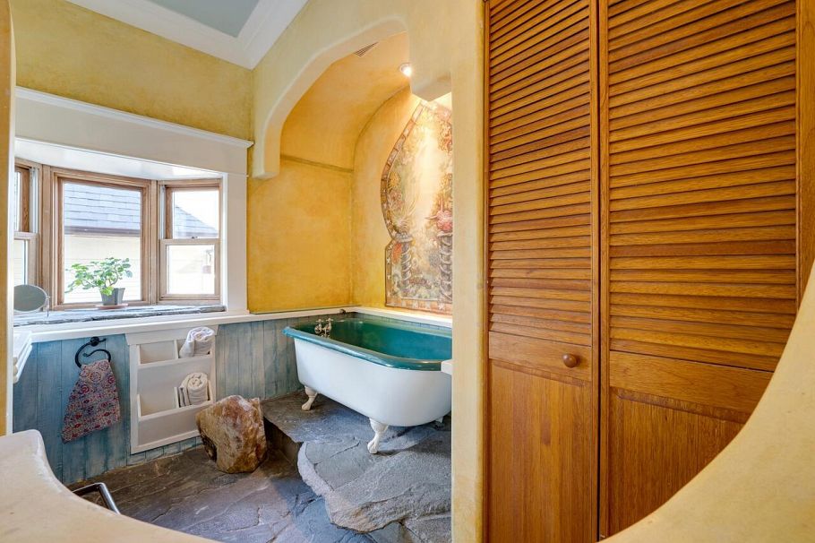 830 E 14th Avenue Vancouver, BC - 16