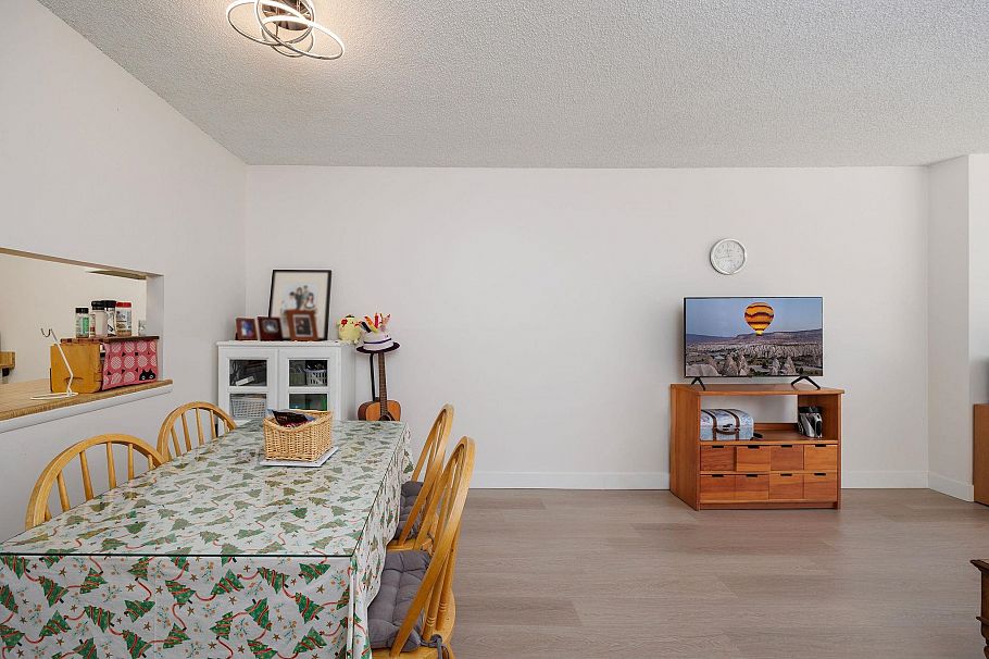 310 2012 Fullerton Avenue North Vancouver, BC - 6