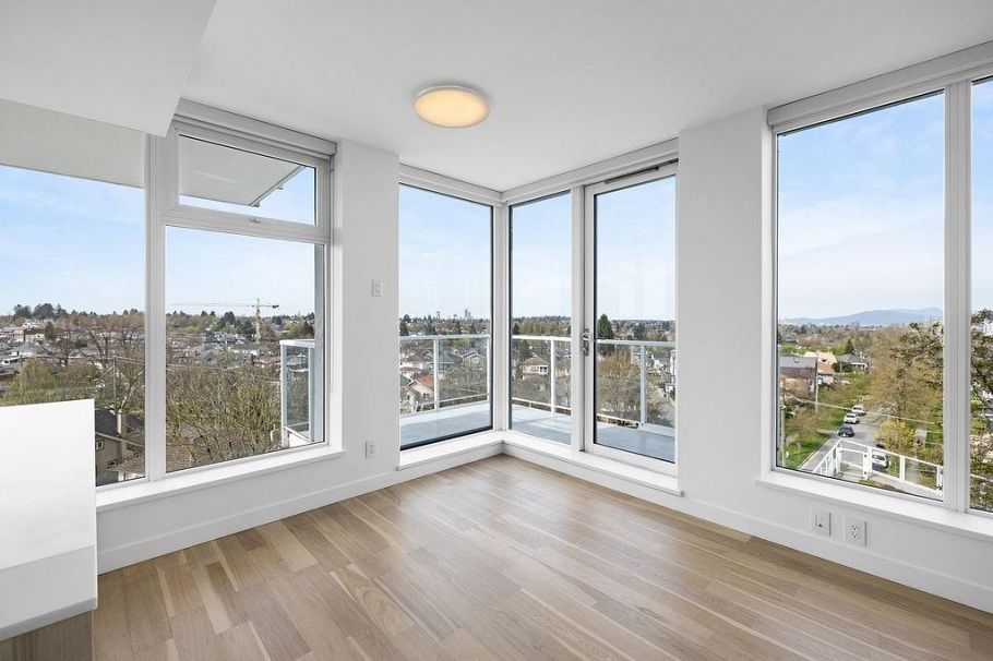 908 2221 E 30th Avenue Vancouver, BC - 5