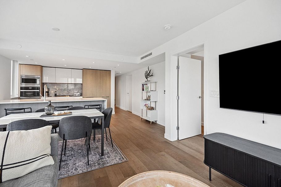 2002 1111 Richards Street Vancouver, BC - 6