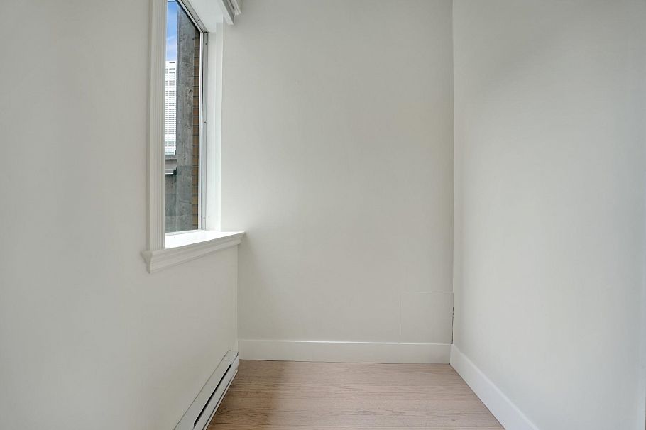 701 233 Abbott Street Vancouver, BC - 24