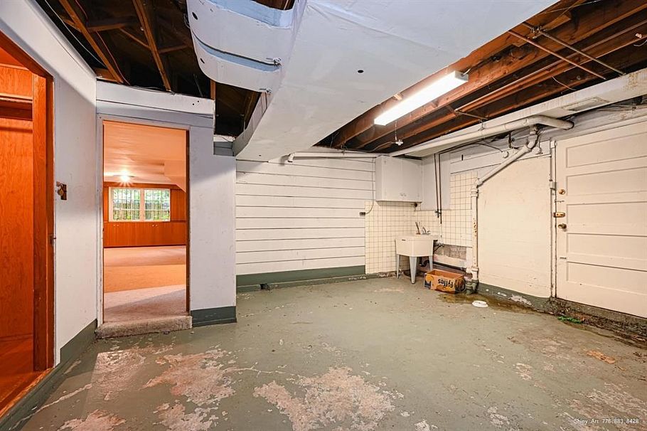 1383 W 32 Avenue Vancouver, BC - 19