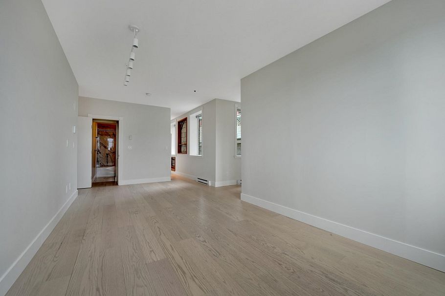 701 233 Abbott Street Vancouver, BC - 17