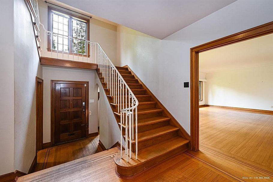 1383 W 32 Avenue Vancouver, BC - 22