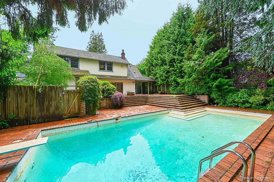 1383 W 32 Avenue Vancouver, BC - 16