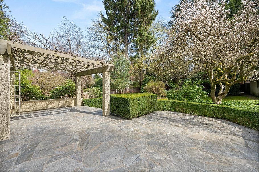 5376 Marguerite Street Vancouver, BC - 15