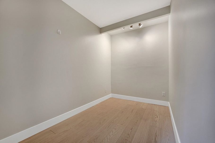 701 233 Abbott Street Vancouver, BC - 21