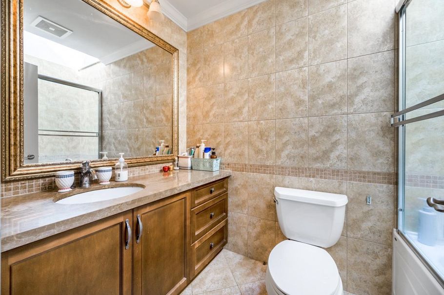 6261 Adera Street Vancouver, BC - 29