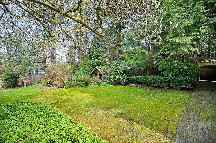 5376 Marguerite Street Vancouver, BC - 16