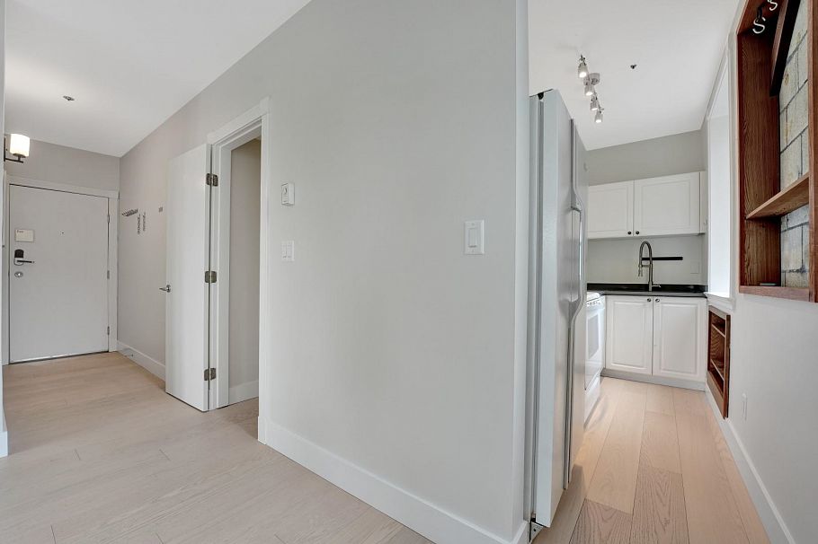 701 233 Abbott Street Vancouver, BC - 9