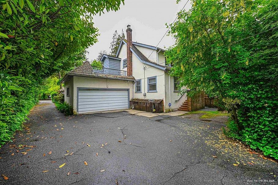 1383 W 32 Avenue Vancouver, BC - 18