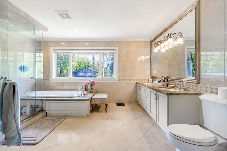 6261 Adera Street Vancouver, BC - 35