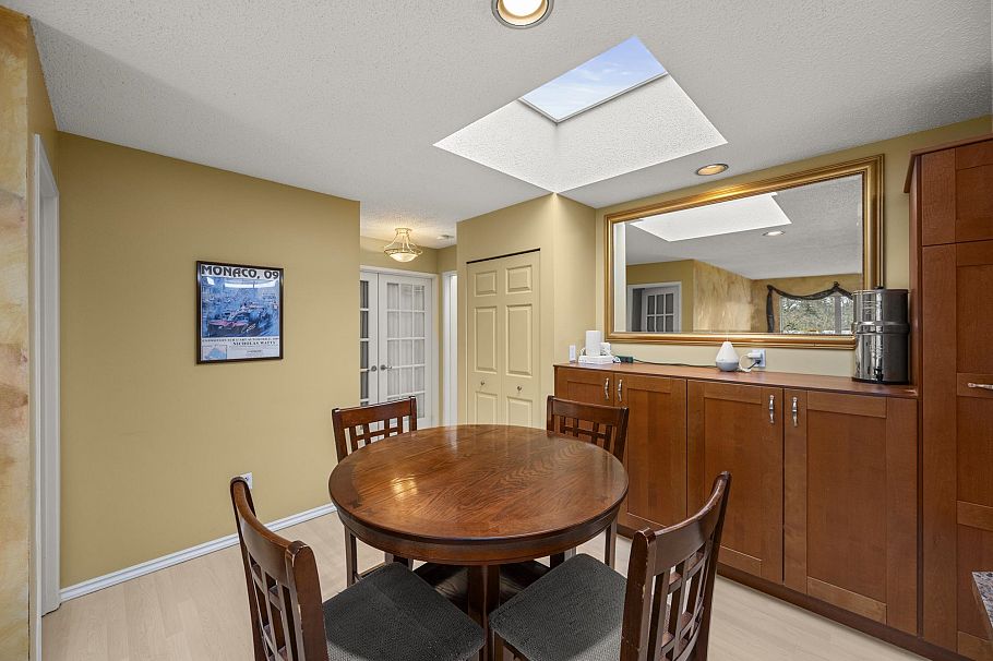 401 1414 W 73rd Avenue Vancouver, BC - 11