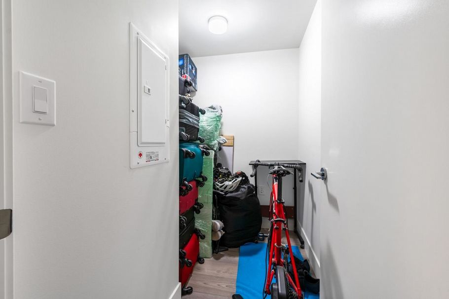 3559 E Kent Avenue North Vancouver, BC - 17