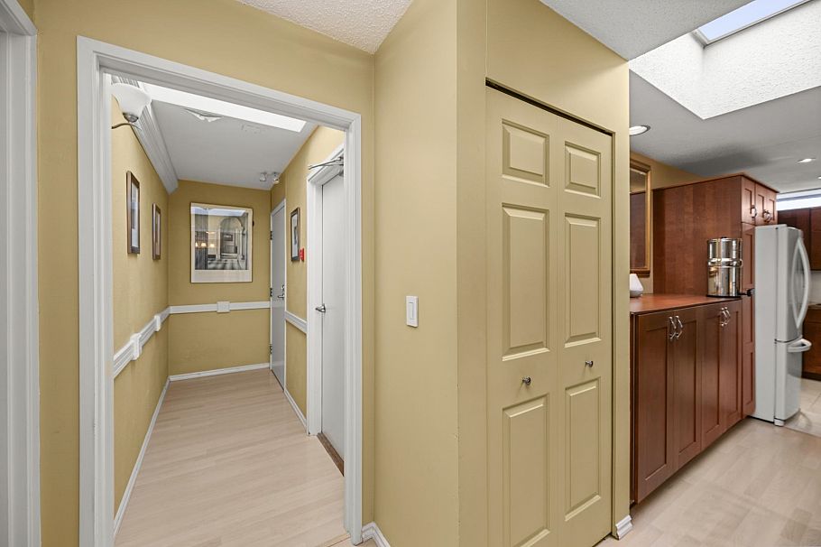 401 1414 W 73rd Avenue Vancouver, BC - 8