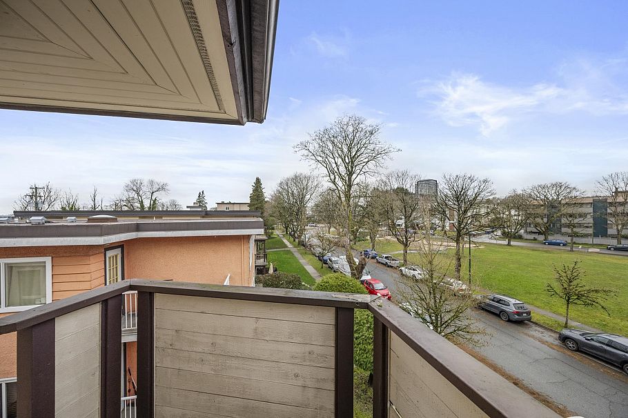 401 1414 W 73rd Avenue Vancouver, BC - 23