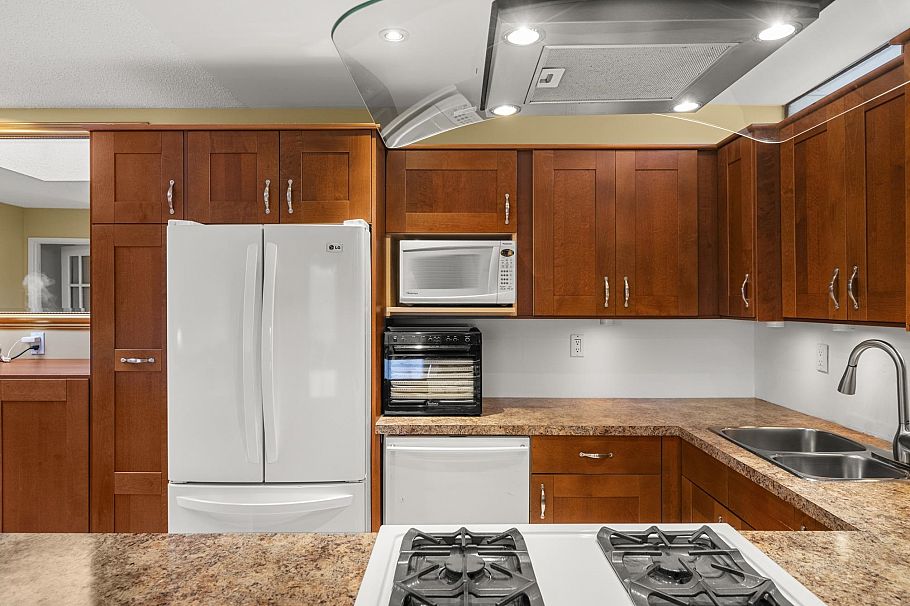 401 1414 W 73rd Avenue Vancouver, BC - 14