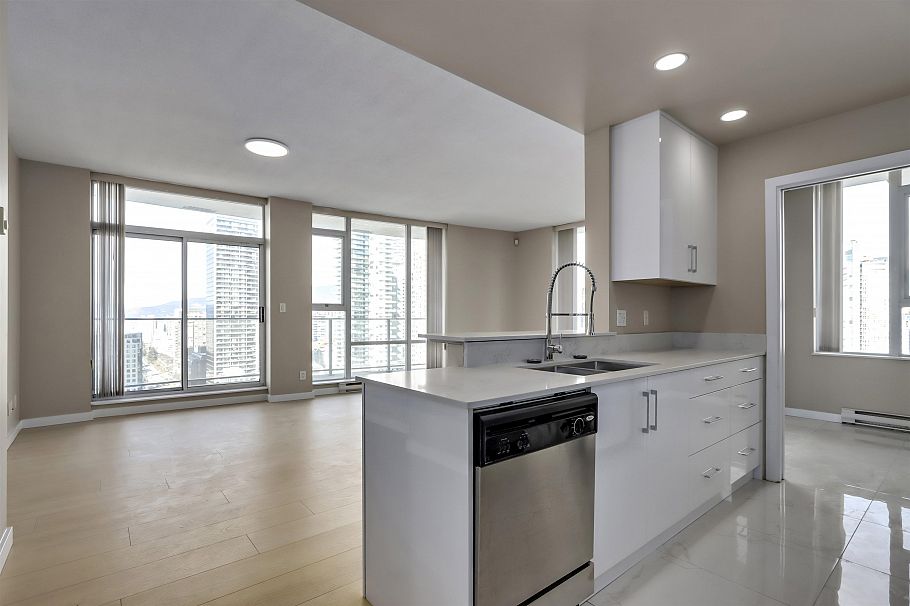 2703 550 Pacific Street Vancouver, BC - 5