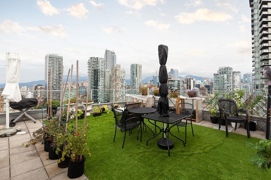 2703 550 Pacific Street Vancouver, BC - 2