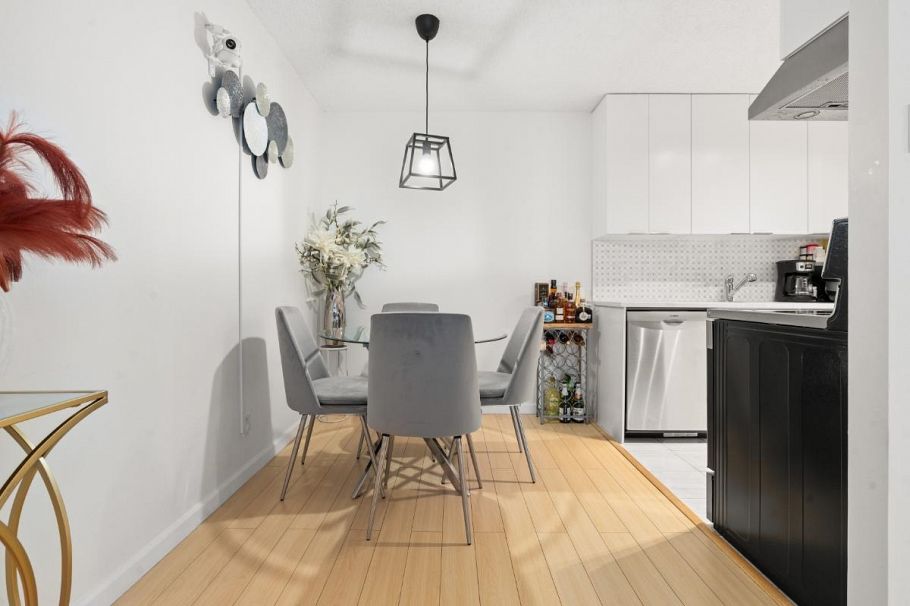 307 2016 Fullerton Avenue North Vancouver, BC - 9