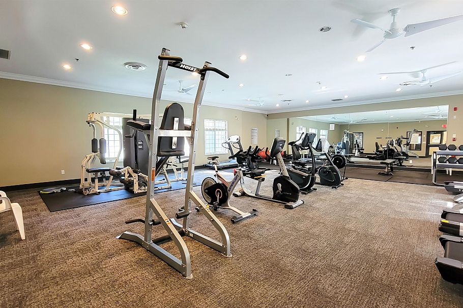 403 10092 148 Street Surrey, BC - 24