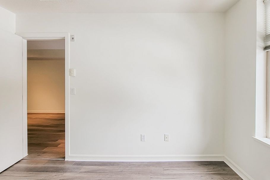 403 10092 148 Street Surrey, BC - 15