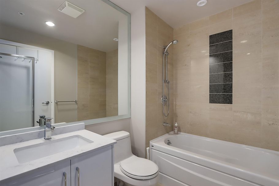 2703 550 Pacific Street Vancouver, BC - 25