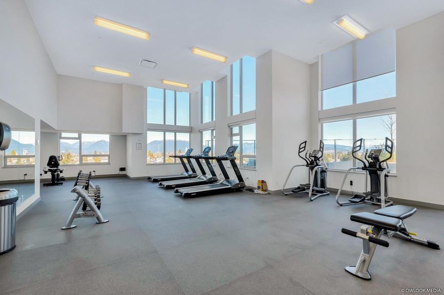 709 5470 Ormidale Street Vancouver, BC - 3