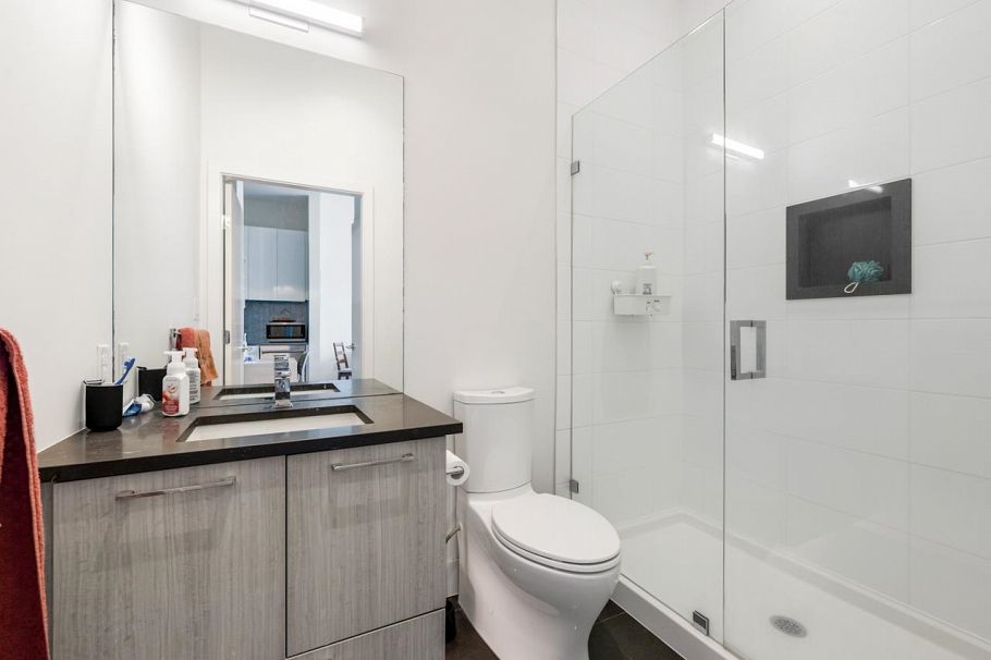 3559 E Kent Avenue North Vancouver, BC - 19