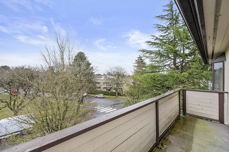 401 1414 W 73rd Avenue Vancouver, BC - 25