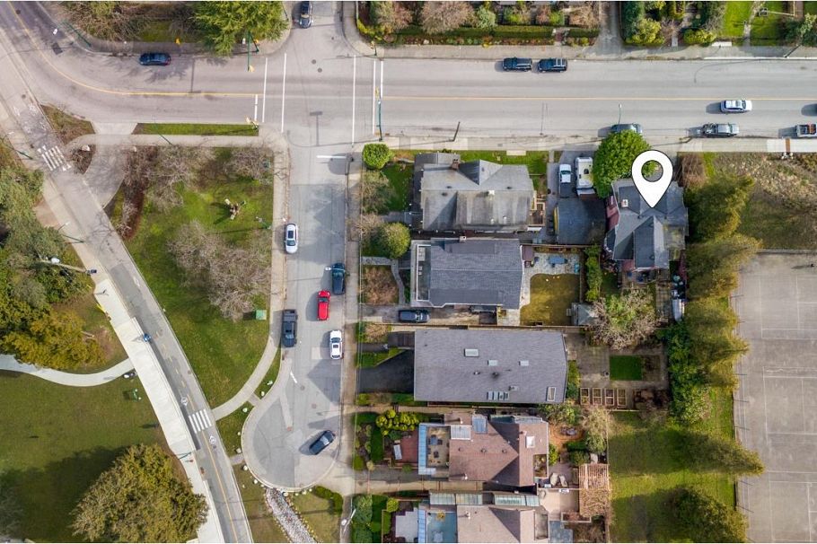 1727 Macdonald Street Vancouver, BC - 4