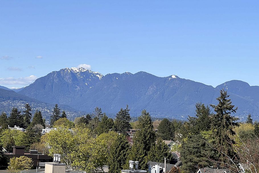 311 3727 W 10th Avenue Vancouver, BC - 20