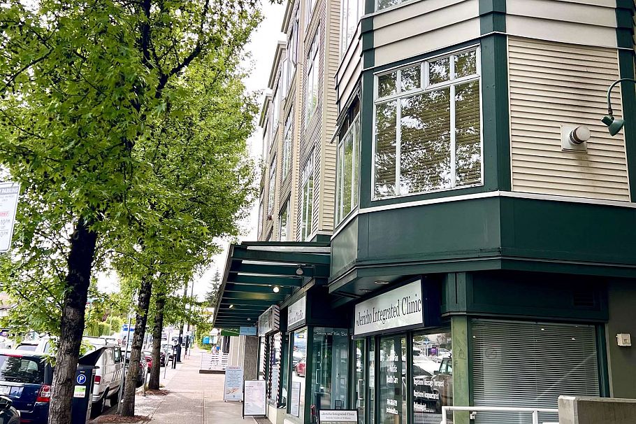 311 3727 W 10th Avenue Vancouver, BC - 10