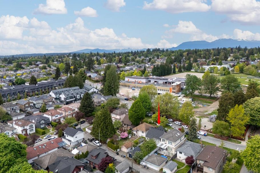 922 Park Drive Vancouver, BC - 3