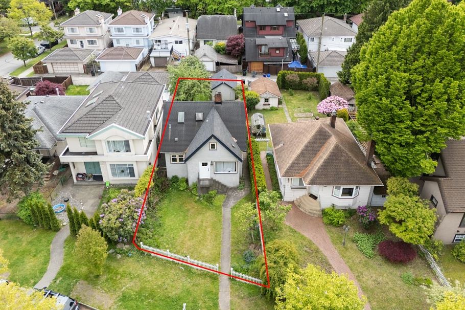 922 Park Drive Vancouver, BC - 4