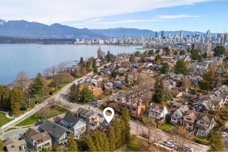 1727 Macdonald Street Vancouver, BC - 38