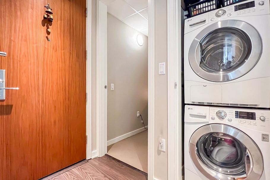 809 1661 Ontario Street Vancouver, BC - 18