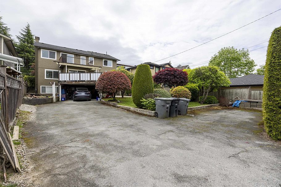 915 W 33rd Avenue Vancouver, BC - 6