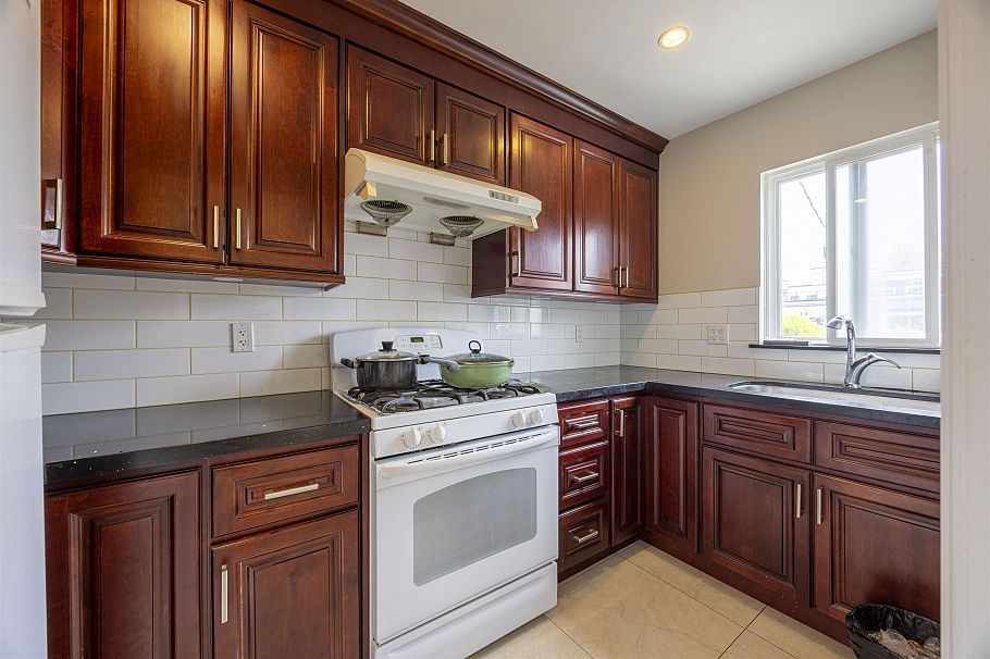 915 W 33rd Avenue Vancouver, BC - 21