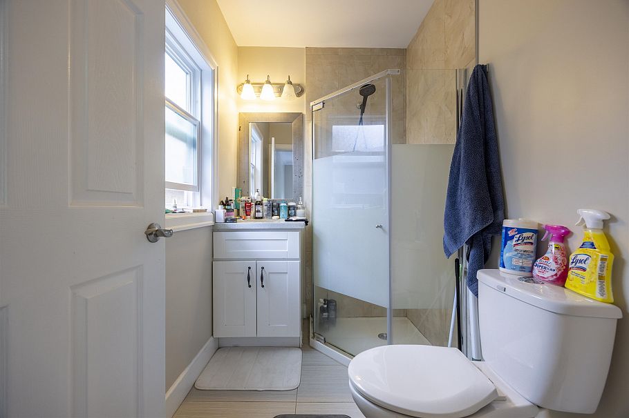 915 W 33rd Avenue Vancouver, BC - 39