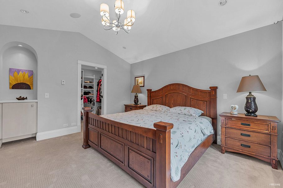 4217 W 16th Avenue Vancouver, BC - 23