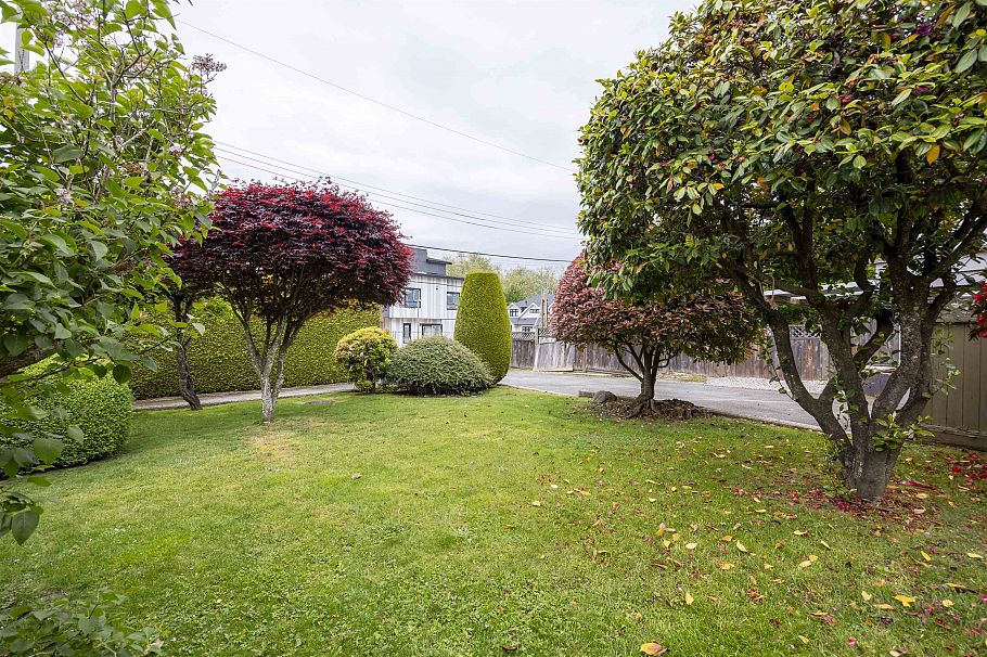 915 W 33rd Avenue Vancouver, BC - 10