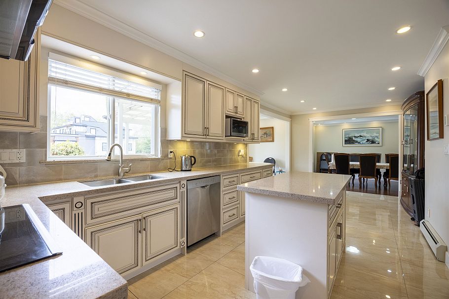 915 W 33rd Avenue Vancouver, BC - 19