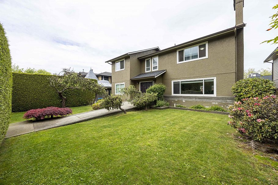 915 W 33rd Avenue Vancouver, BC - 3