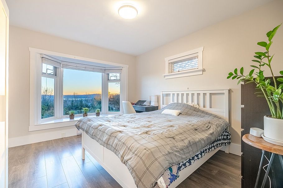 1275 W Keith Road North Vancouver, BC - 15